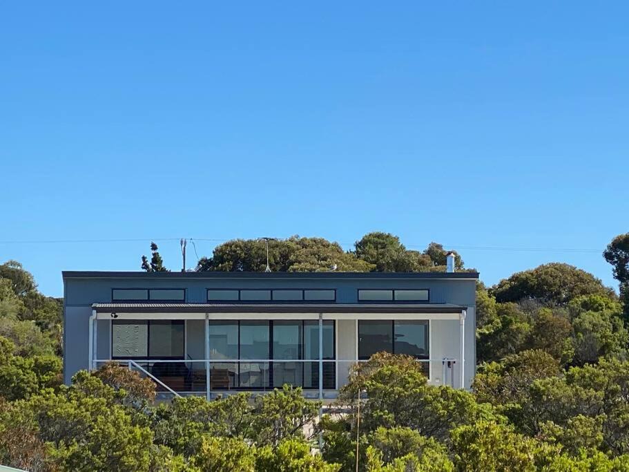 Island Beach House | TWO PELICANS Island Beach