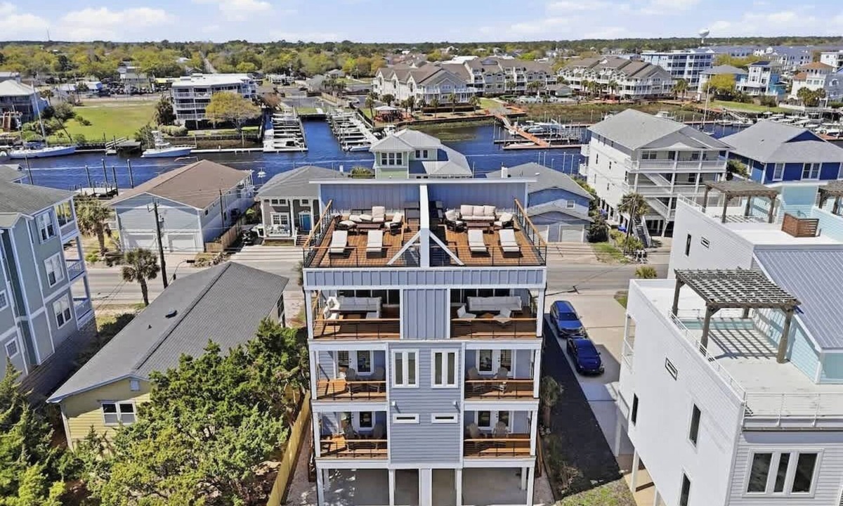 North Carolina Coast House | Two SeaView Lux Suites | 10BR w/Elevator-Sleeps 32