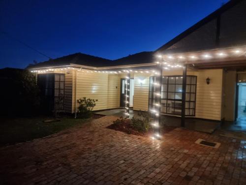 Clayton South House | Two separate rooms at 34 Clarevale