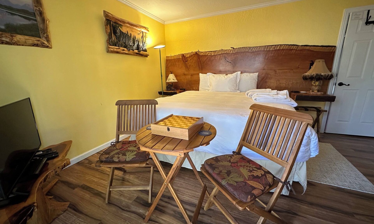 Carnelian Bay Bed & Breakfast | Two Ways to Stay: Choose the Suite-Only Rate OR Upgrade + Kitchen for More Space