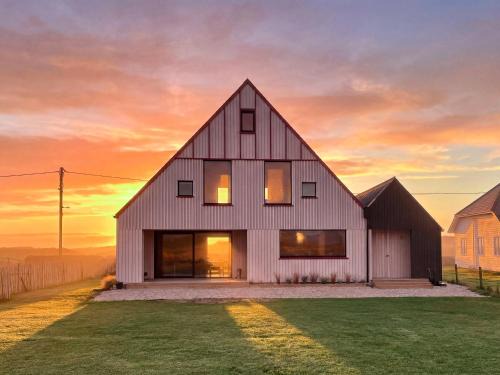 Borth House | Twyn Isaf