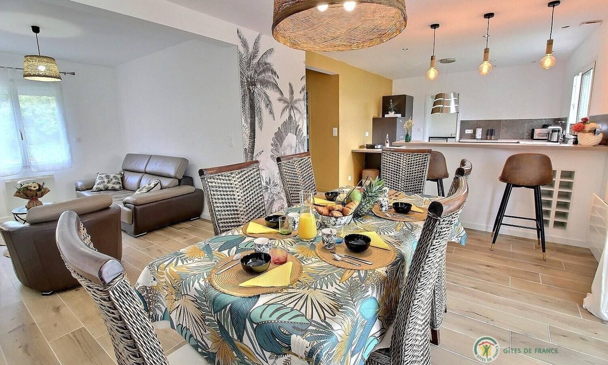 Tredarzec House | Ty Antely - Tredarzec