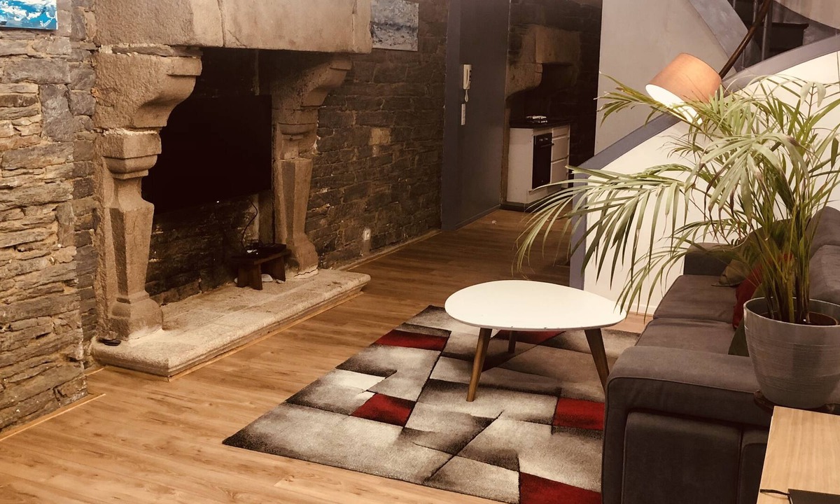 Plourin-les-Morlaix Apartment | “Ty bras” 90m2 pleasant, atypical
