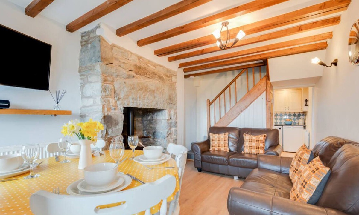 Cwmtirmynach House | Ty Capel in the beautiful Corwen