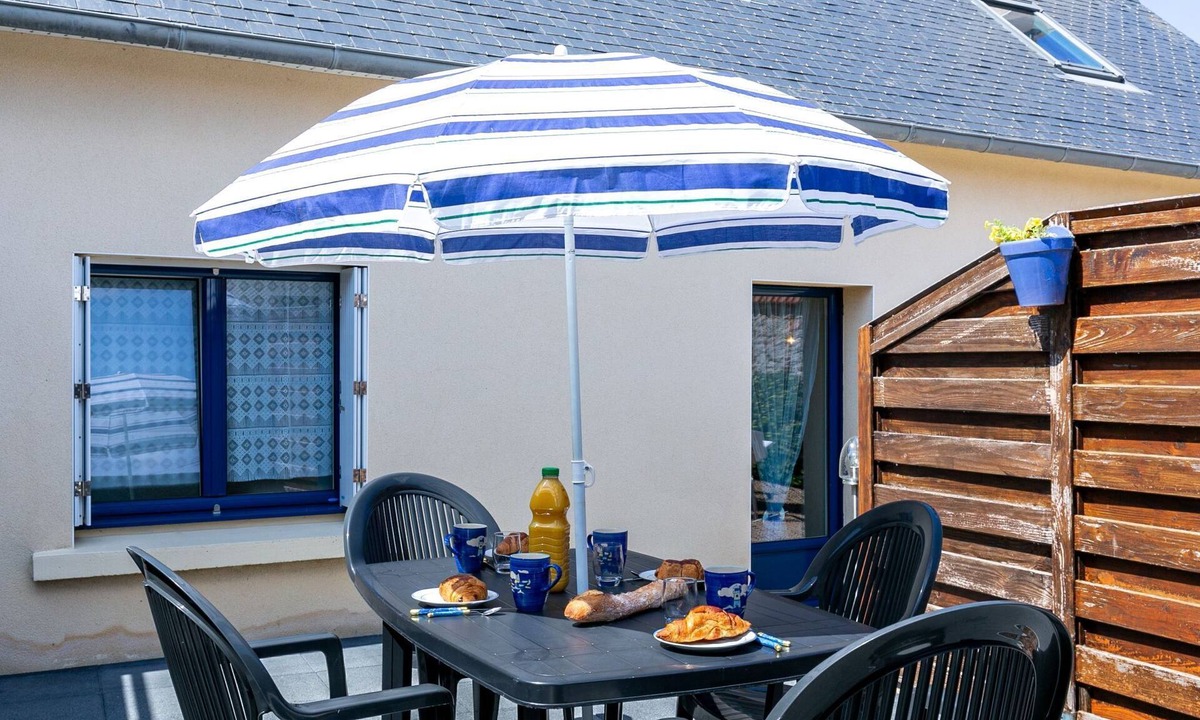 Plounevez-Lochrist House | Ty Channed by Interhome