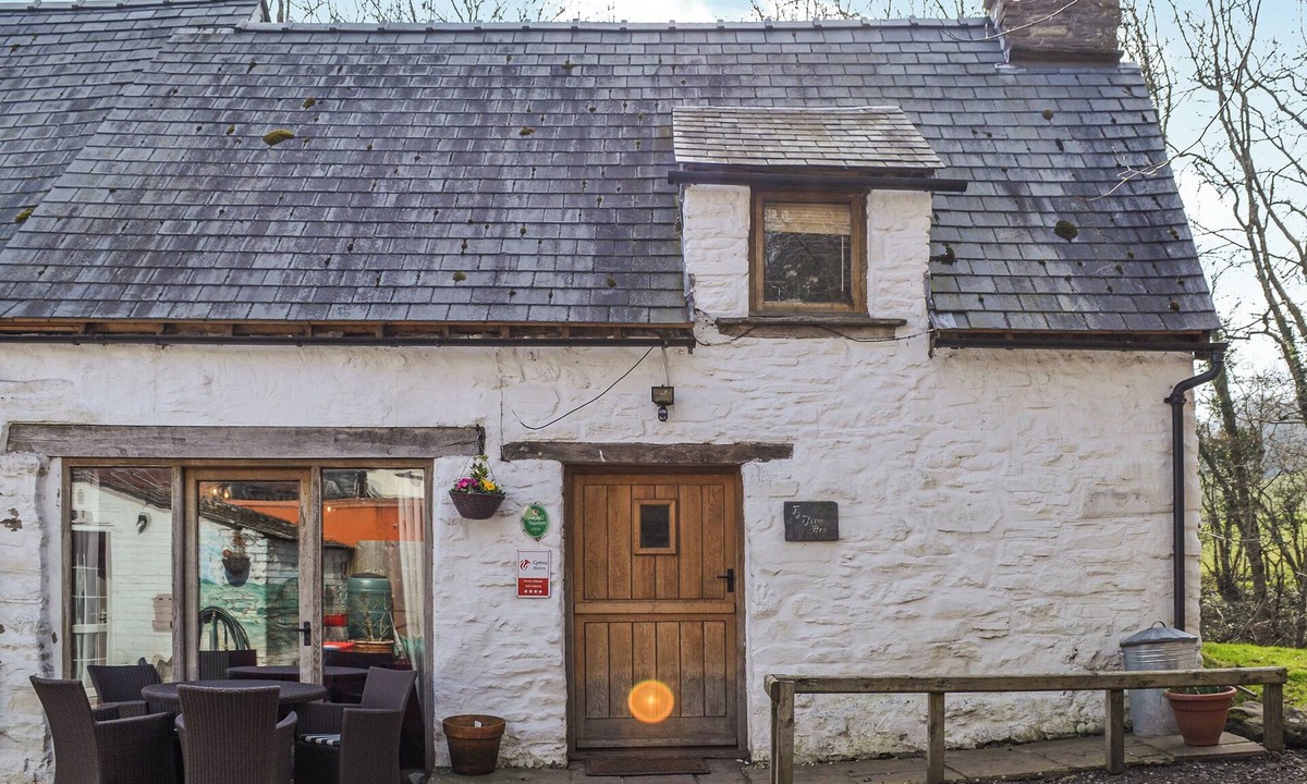 Talybont-on-Usk Cottage | Ty Fferm Hen - UK36420