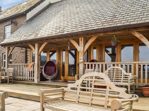 Talybont-on-Usk House | Ty Nofio - Uk36421