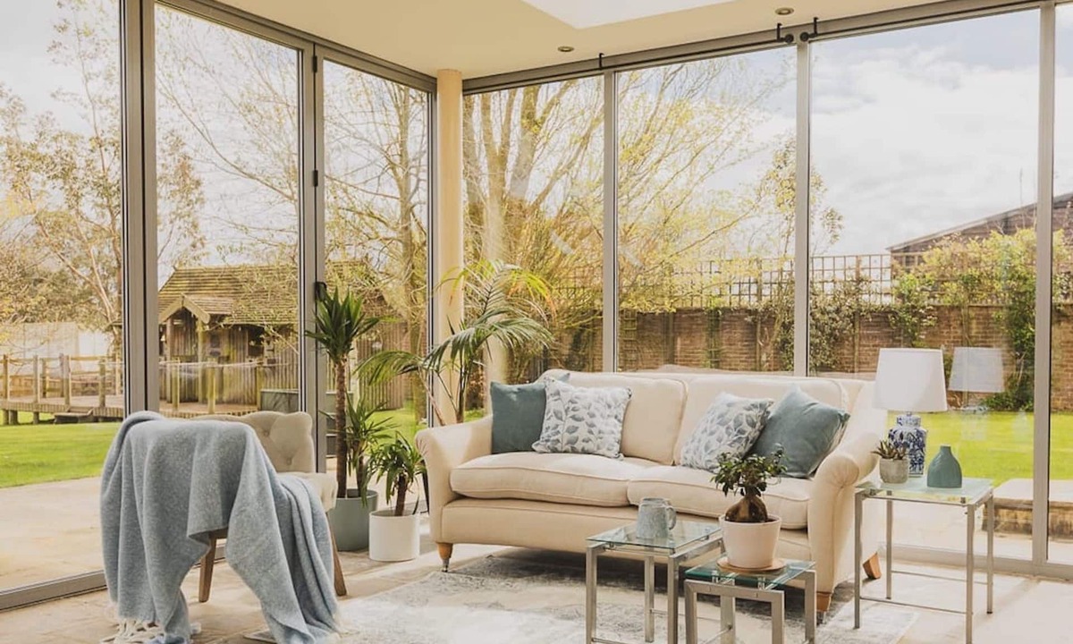 Howlett End House | Tye Barn in Brinkley