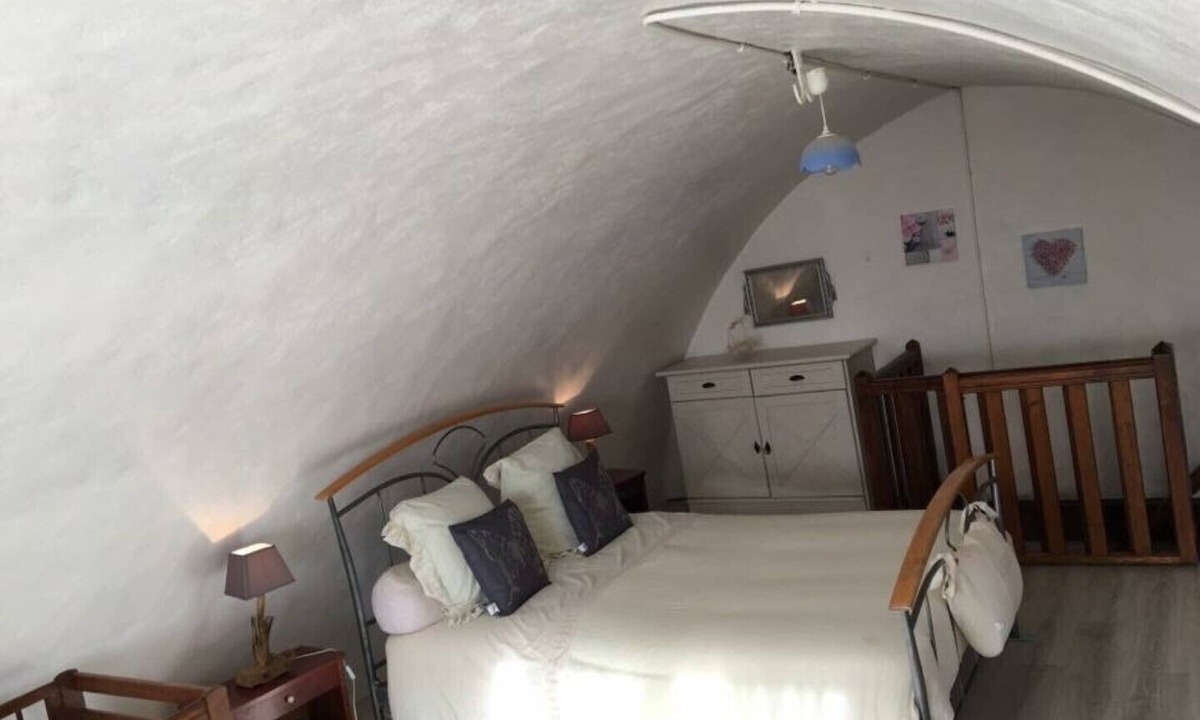 Saint-Georges-de-Levejac House | -Typical caussenarde house