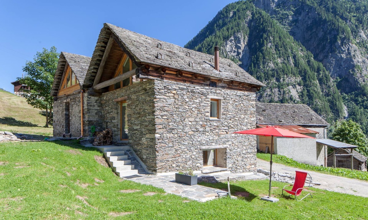 Campo House | Typical, renovated rustico in a quiet and sunny location surrounded by meadows