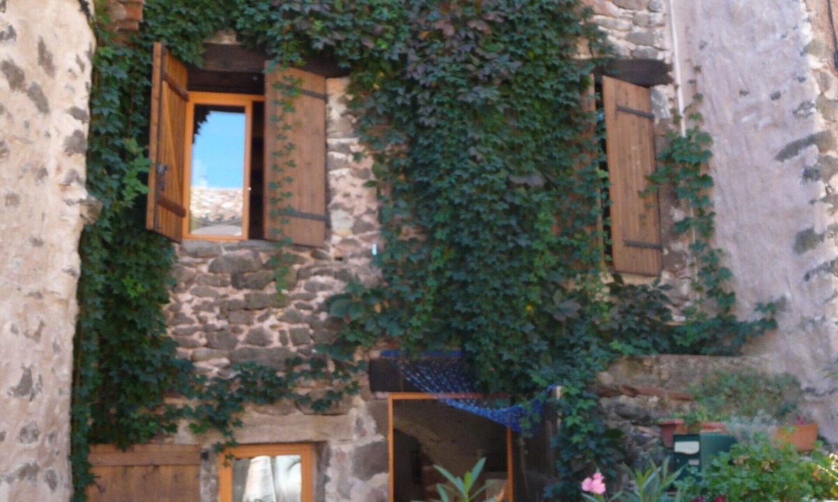 Lacoste House | Typical village house