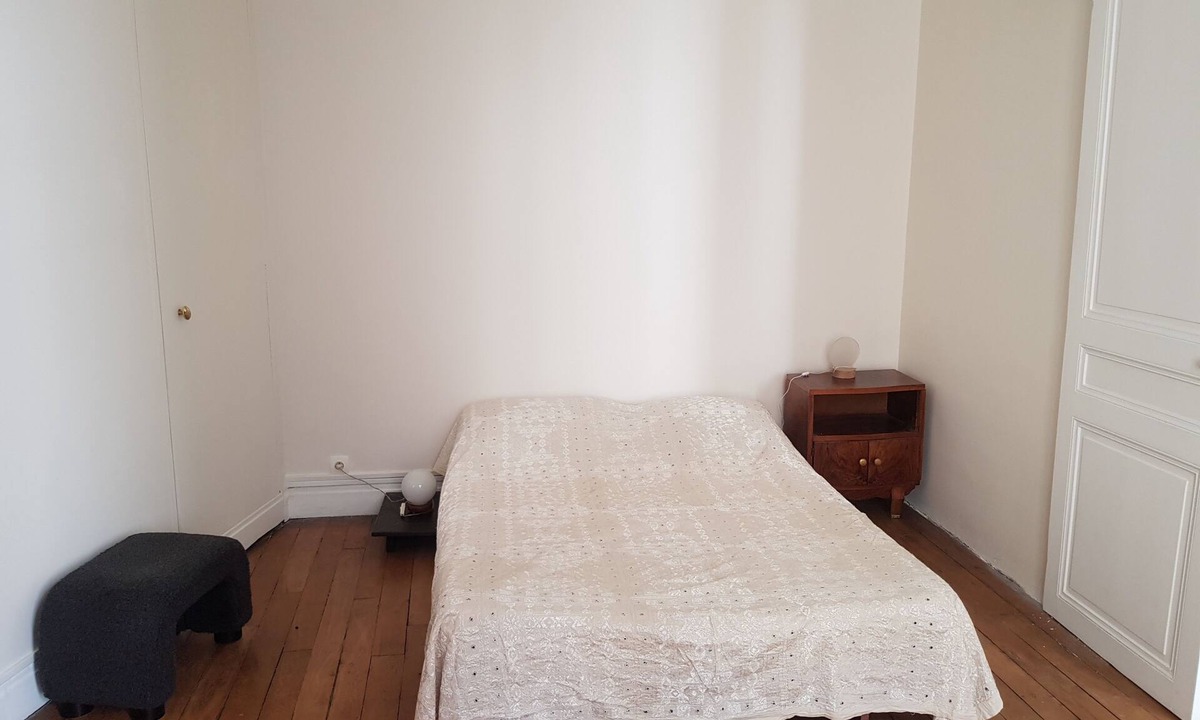 Saint-Vincent-de-Paul Apartment | Typically Parisian and very quiet