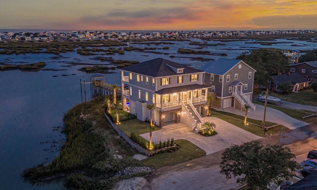 Garden City House | Tyson’s Corner: Luxe Marshfront Retreat w/Pool