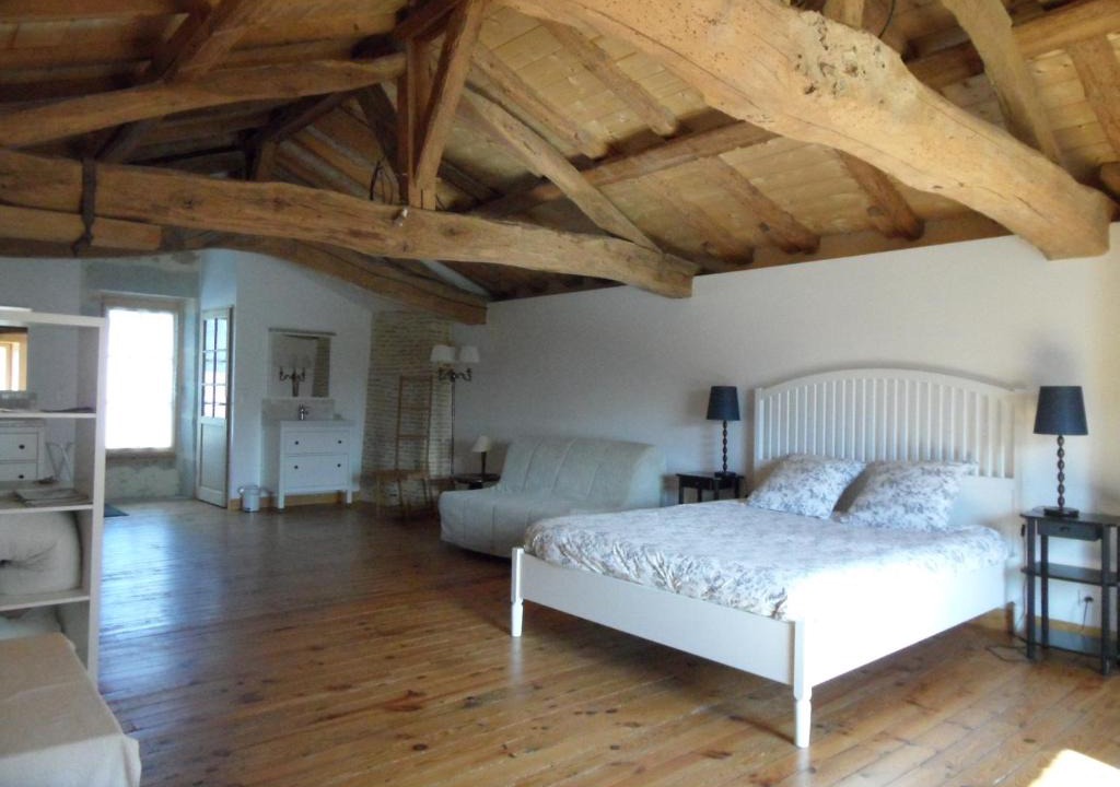 Auros Bed & Breakfast | U CAMPANA