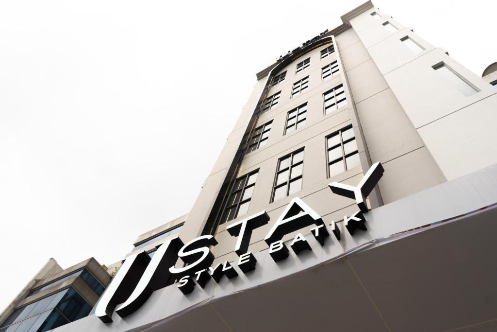East Jakarta Hotel | U Stay Hotel Style Batik