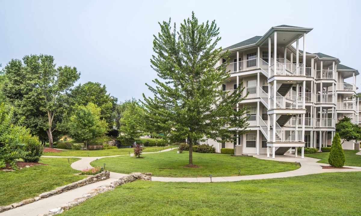 Table Rock Apartment | Ultimate Adventure in Missouri! Free Parking, Close to Table Rock State Park
