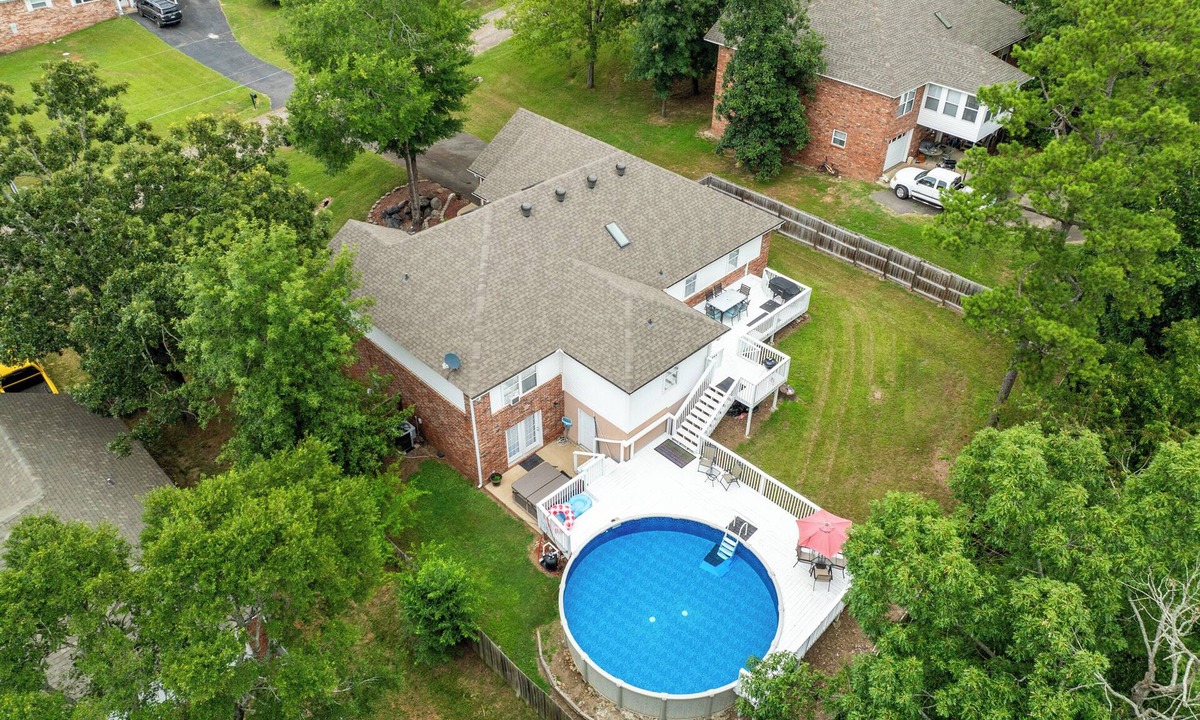 Rockwell House | Ultimate Group Escape with Pool & Games