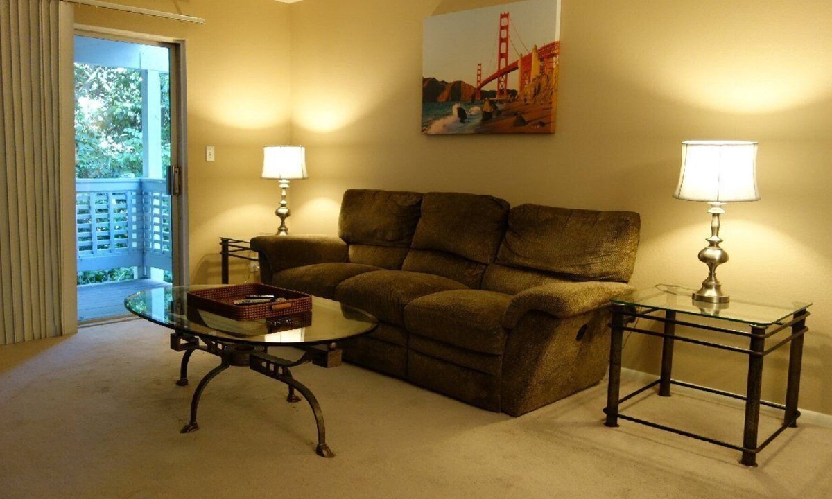 Contra Costa Centre Condo | Ultra convenient 2br, 2ba with easy access to San Francisco