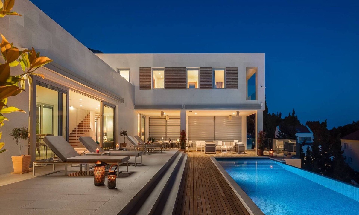 Sveta Nedjelja Villa | Ultra Luxurious Hvar Villa | 5 Bedrooms | Villa Celestia