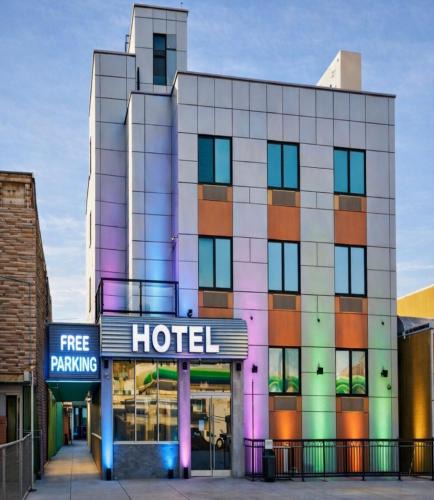 Borough Park Hotel | Umbrella Hotel Brooklyn