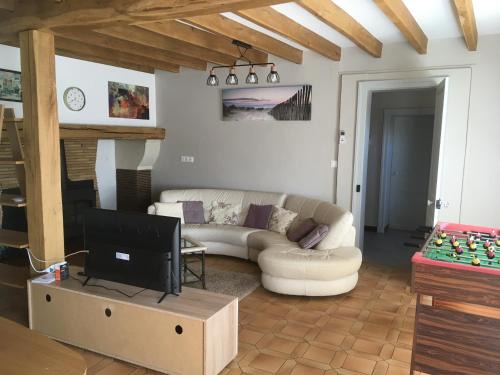 Saint-Loubouer Apartment | un air de campagne