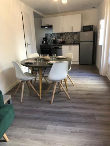 Saint-Roch - Badouillere - Chavanelle Apartment | Un coin de verdure dans le centre de St Etienne