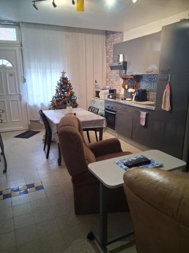 Aulnoye-Aymeries Apartment | Un moment d'évasion