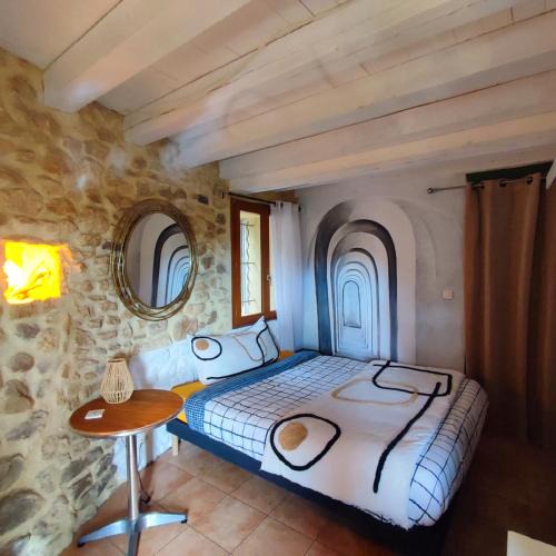 La Capelle-et-Masmolene House | un pied dans la forêt