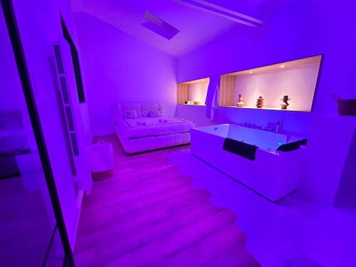 Le May-sur-Evre Apartment | Un toit pour 2