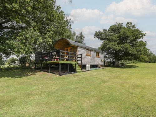 Congresbury House | Under the Oak Tree