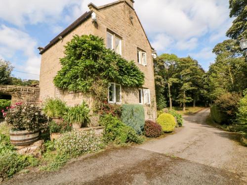 Hoylandswaine House | Underbank Hall Cottage