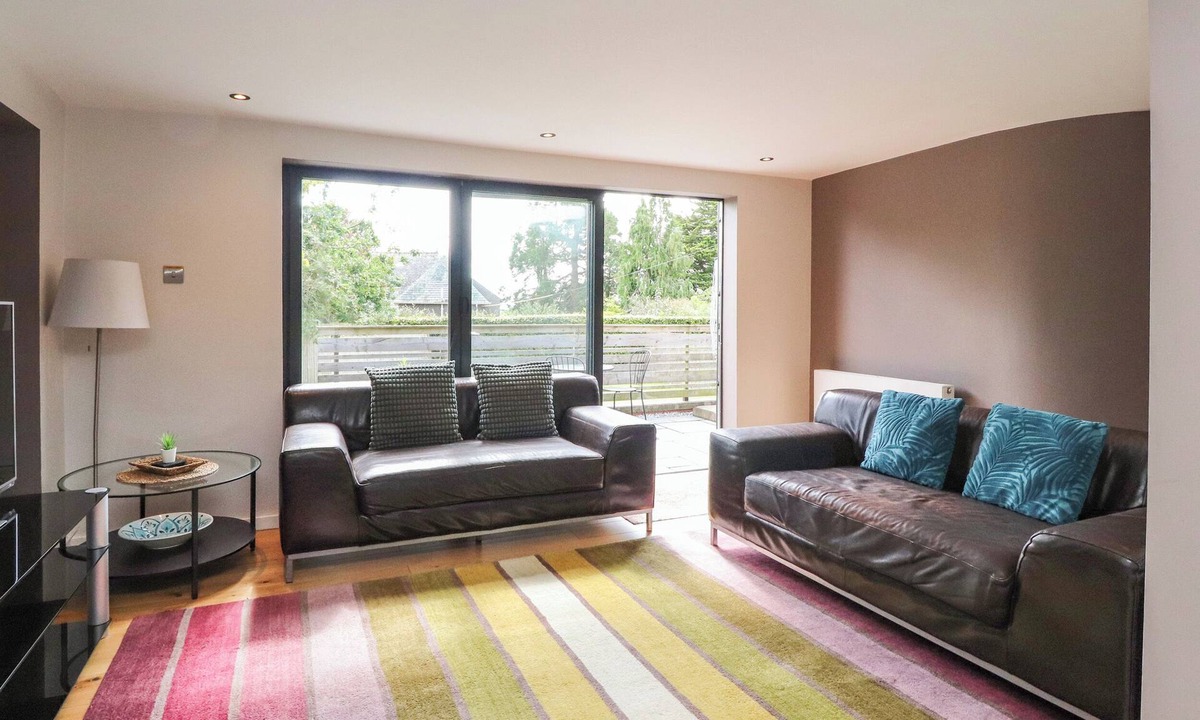 Burton House | Underfell