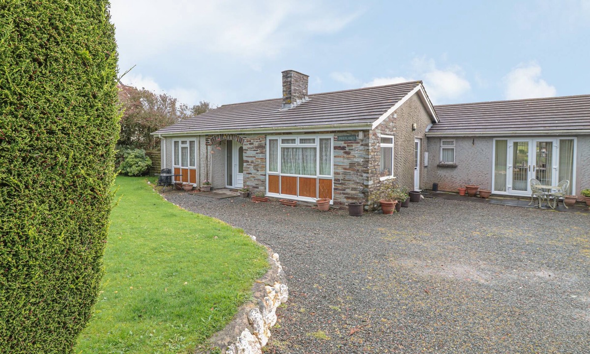 Saint Gennys House | UNDERLANES, pet friendly in Boscastle