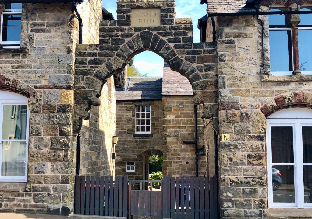 Penicuik Apartment | Underneath the Arches