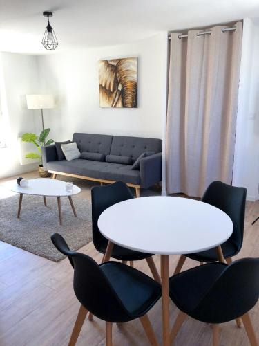 Bagneux Apartment | Une parenthèse de confort à proximité du centre