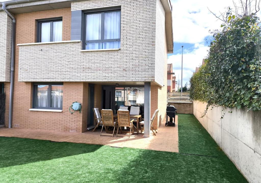 Ciruena House | Unifamiliar con jardín, piscina, tenis y pádel
