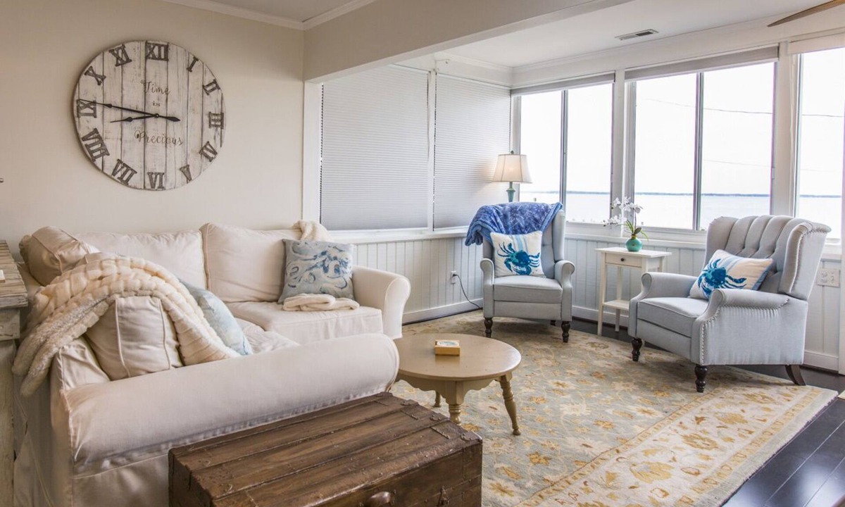 Deltaville Cottage | Unique 2-bedroom waterfront cottage