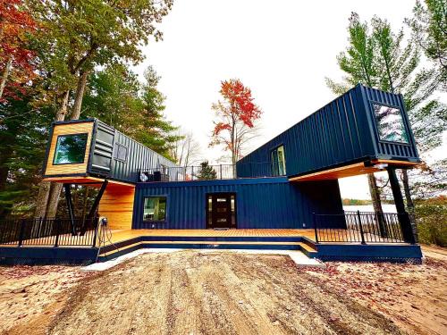 National City House | Unique 3-bed Lakefront Container Home