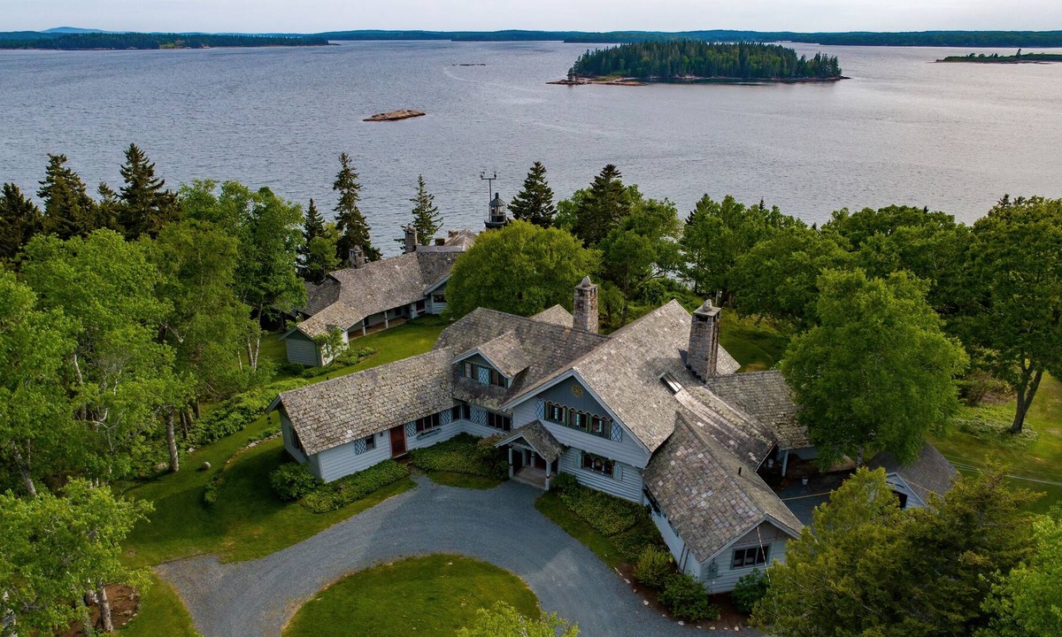 Brooklin House | Unique and Historic Waterfront Estate