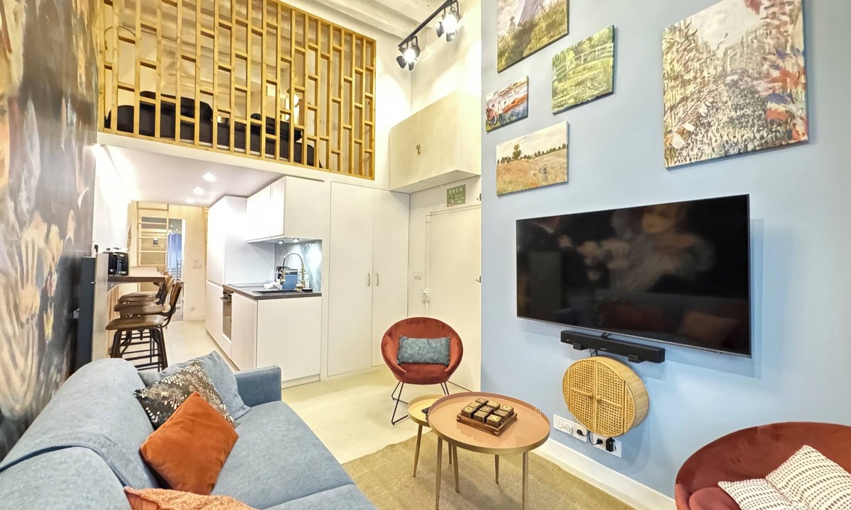 Arts-et-Metiers Apartment | Unique apartment in Le Marais with AC & Sauna: "THE IMPRESSIONNISTS"