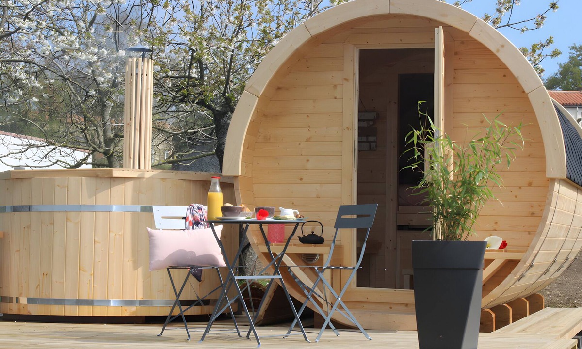 Saint-Michel-Mont-Mercure Cabin | Unique Barrel Stay So'Happy – A Gourmet Getaway in Vendée