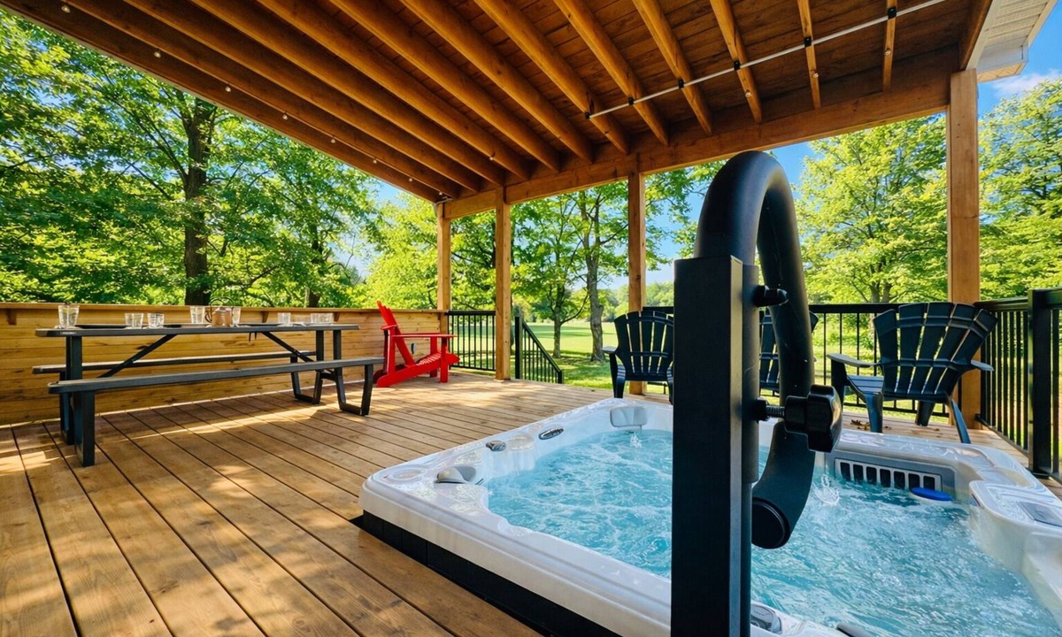 Weedon Ski Chalet | Unique Chalet 12 people/spa
