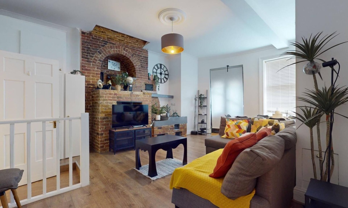 Greenwich West Apartment | Unique & Cosy London Retreat