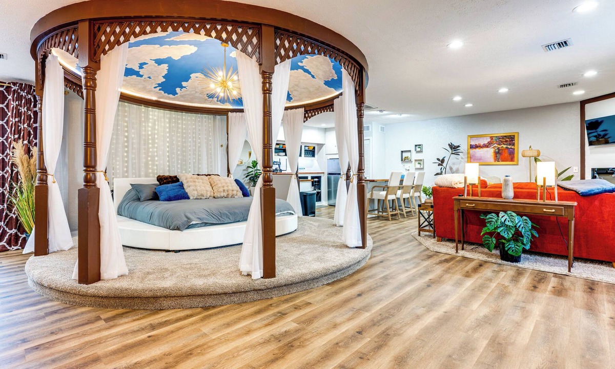 Mount Morris Township Apartment | Unique Couple's Studio: 2 MI to Downtown Flushing