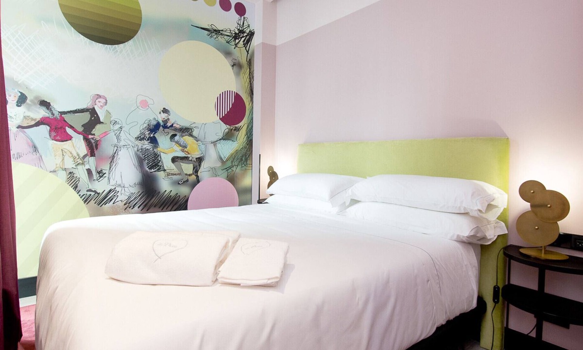 Literary Quarter Apartment | Unique Design Apartment in Barrio las Letras