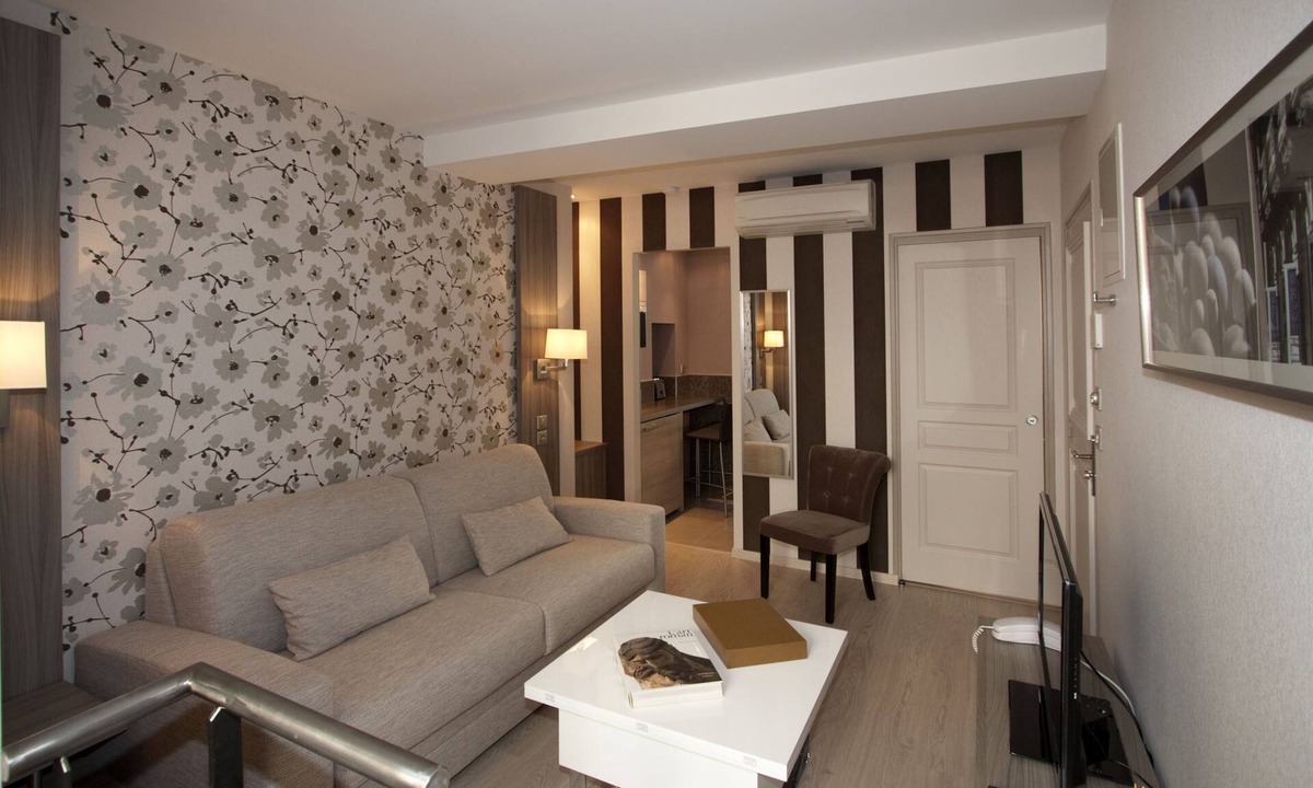 Nuits-Saint-Georges Apartment | Unique: dormez dans une cave voûtée!