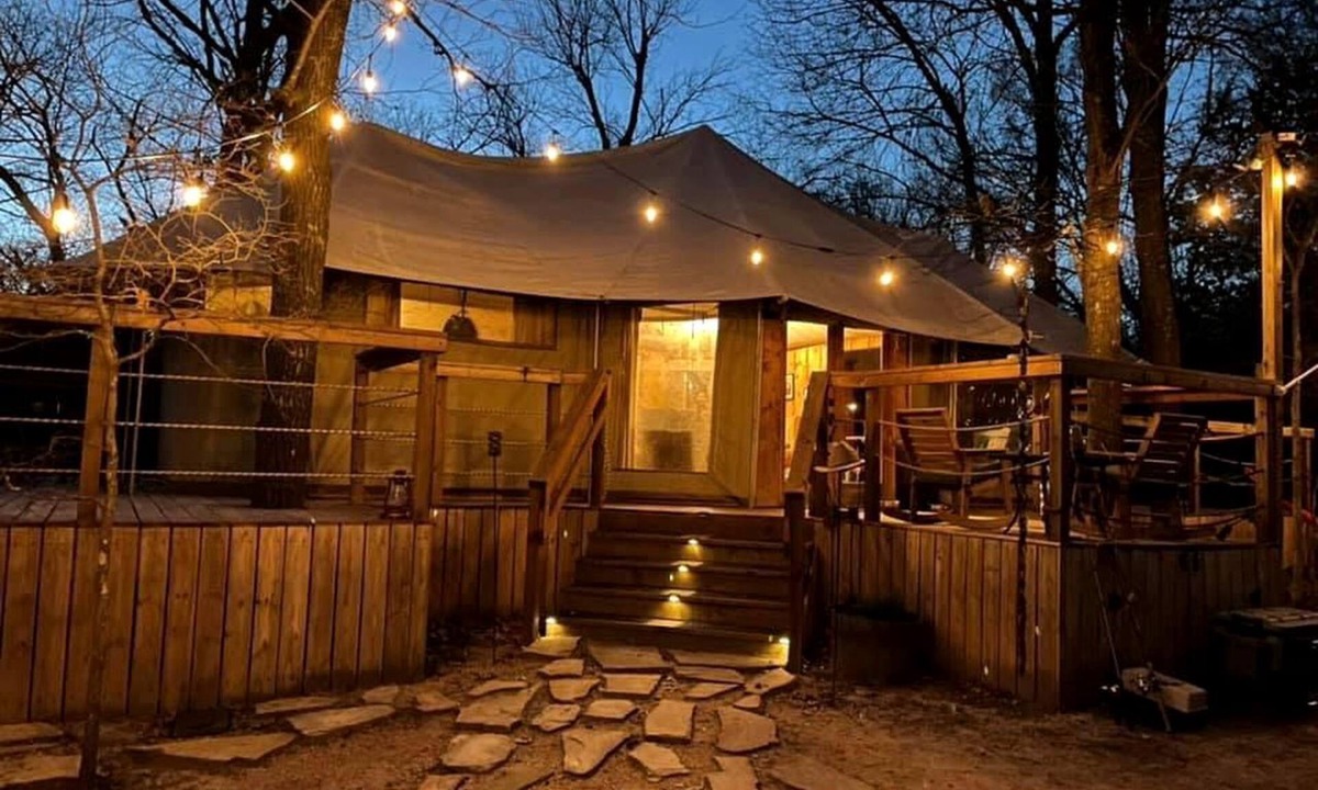 Dennis RV Rental | Unique Four-Person Luxury Tent with a Waterfall near Fort Worth, Texas