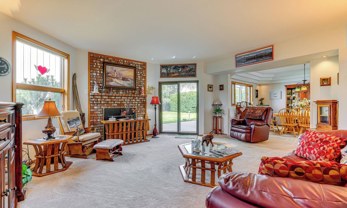 Sequim House | Unique Home w/Beautiful Mtn Views!