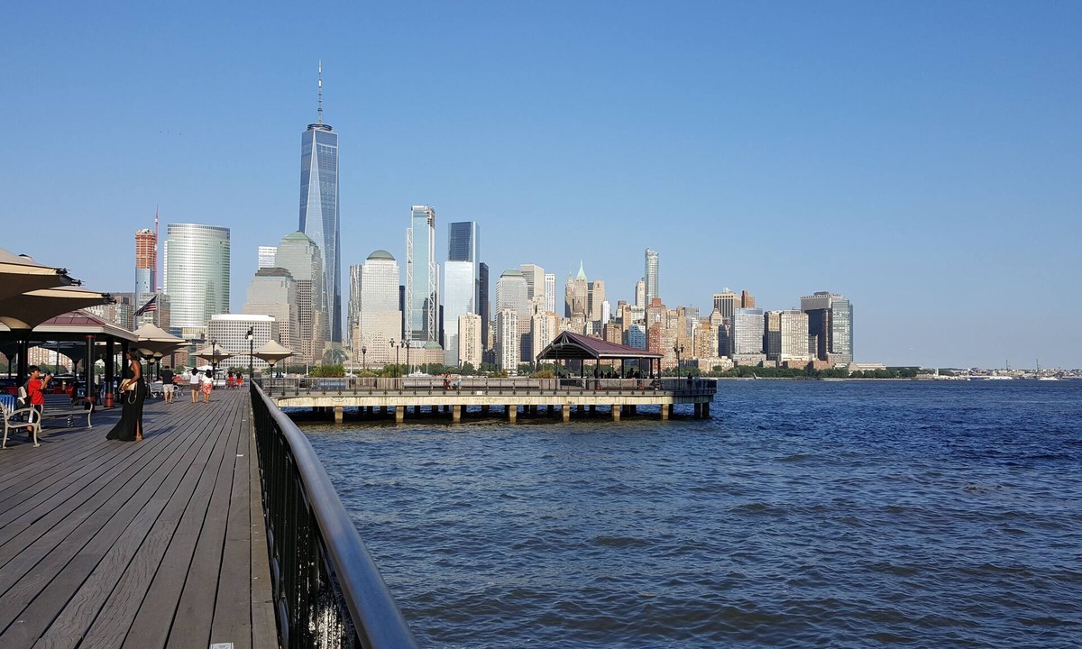 Downtown Jersey City Apartment | Unique Large-2BR *Heart of Downtown JC*5min-to-NYC