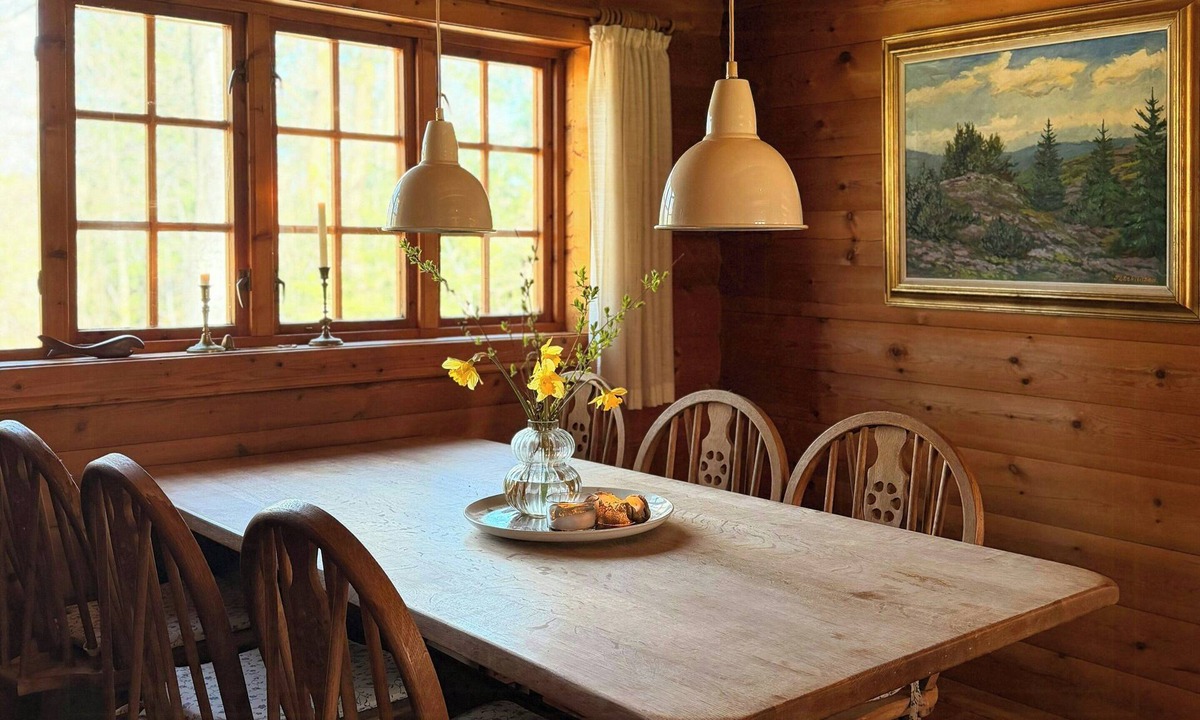 Ikast-Brande Municipality House | Unique log cabin in quiet forest